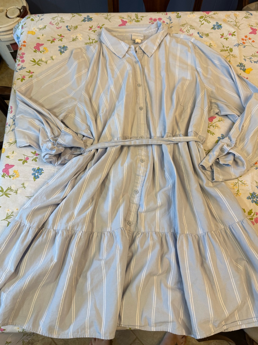 Ava & Viv Light Blue Button-Up Shirt